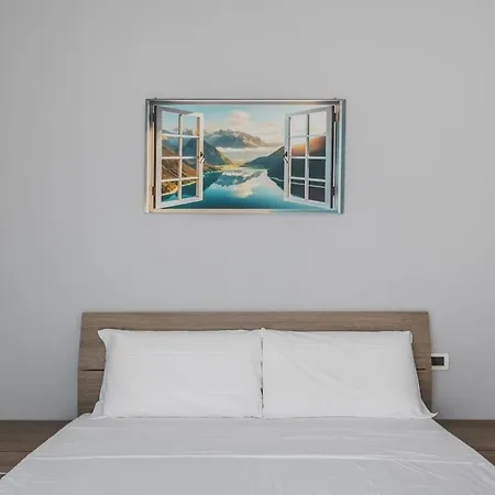 Lumina - Sunny Flat With Balcony Apartamento