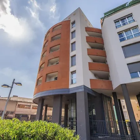 Lumina - Sunny Flat With Balcony Appartamento Côme